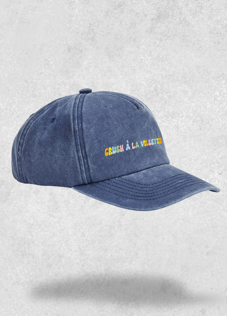 Crush cap in La Villette washed blue jeans